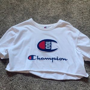 White cropped Champion t-shirt. L